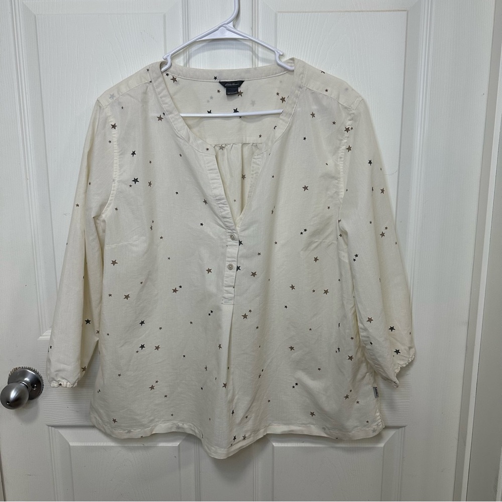 Eddie Bauer White Star Print Blouse